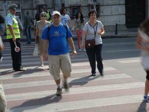Строят повдигнати пешеходни пътеки в София
