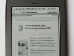 Amazon върви нагоре благодарение на Kindle