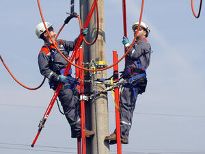 Влагат 1,8 млн. лв. за смяна на кабели по столичния бул. "България"