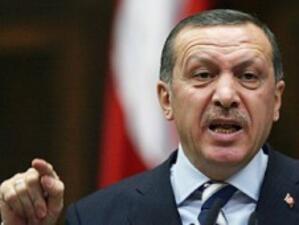 Турция "няма да затвори вратите си" за сирийските бежанци