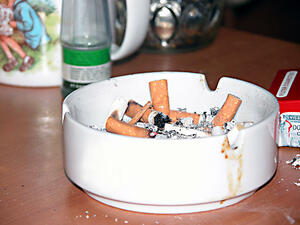 Едва 3% от българите са отказали пушенето след 1 юни