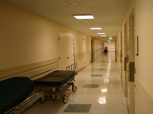 Дянков: Заплатите в държавните болници могат да бъдат повишени