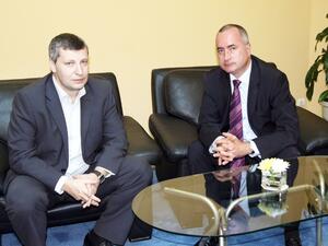 Министър Стас Мисежников и зам.-министър Иво Маринов