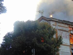 Четири тютюневи склада са унищожени в пожара в Пловдив, общината свиква комисия