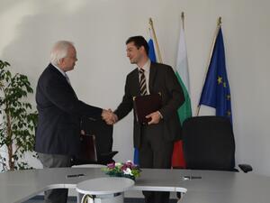 България сключи две споразумения за консултантски услуги със Световната банка