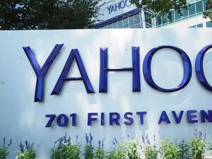 Разследват Yahoo заради кражбите на данни