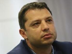 Обвинението срещу Делян Добрев е за бездействие, а не за плащания към консултанта на АЕЦ "Белене"  