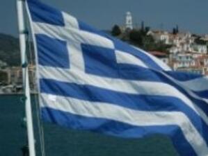 Хиляди напускат Гърция в търсене на работа и стабилност