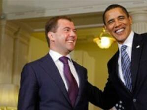 Обама и Медведев обсъдиха кандидатурата на Русия за СТО