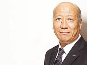 Известен японски бизнесмен подава оставка след смърт на служител от преработване