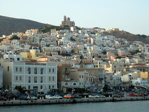 Гърция губи 1 млрд. евро годишно от необявени туристически квартири 