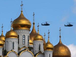 Русия отбелязва победата във Великата отечествена война с военен парад