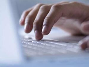 Хващат онлайн измамниците чрез извършените трансакции
