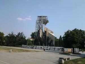 Паметникът пред НДК няма да бъде разрушен