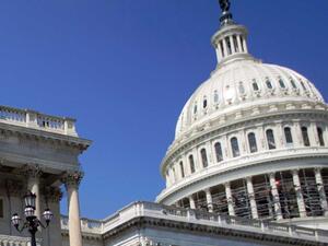 Конгресът на САЩ гласува мащабна данъчна реформа