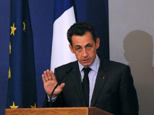 Стани приятел на Саркози само за 25 евро